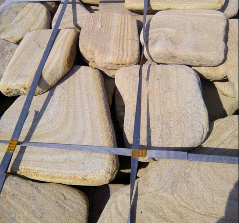 Kamenclub.ru: Песчаник пластушка галтованный желтый с рисунком (3 см)  купить в Ярославле плитняк - пластушка желтый песчаник 21000 руб/м3   фото КАМЕНЬ КЛУБ