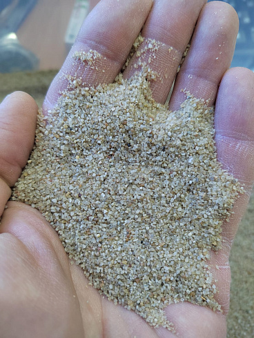 Кварцевый песок для площадок фр. 0,3 - 1 мм.  купить в Ярославле фото Камень Клуб