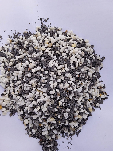 Kamenclub.ru: Мраморная крошка (щебень крошка микс : белый-черный-розовый) фр. 5-10 мм.  купить в Ярославле мрамор белый, черный, розовый, разноцветный микс декоративная мраморная каменная крошка 12000 руб/т   фото КАМЕНЬ КЛУБ