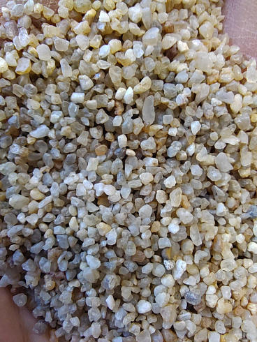 Кварцевый песок сухой фракцинированный фр. 1,2-2,5 мм.  купить в Ярославле фото Камень Клуб