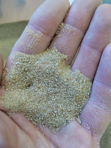 Кварцевый песок для площадок фр. 0,16-0,63 мм.  купить в Ярославле фото Камень Клуб