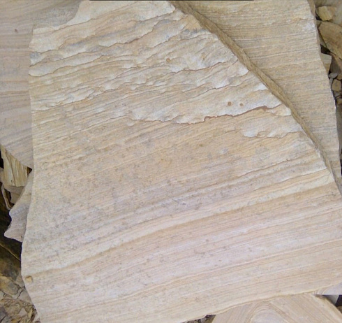 Kamenclub.ru: Песчаник пластушка желтый с рисунком (4-6 см)  купить в Ярославле плитняк пластушка желтый с рисунком песчаник 9 000 руб/м3   фото КАМЕНЬ КЛУБ