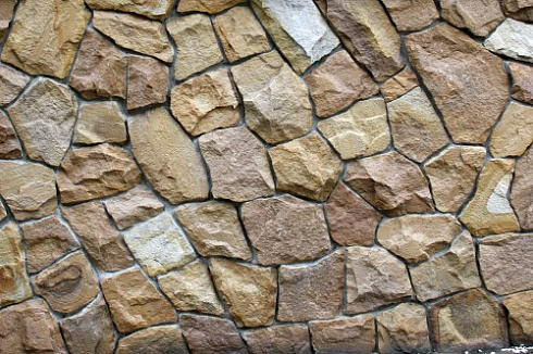 Kamenclub.ru: Песчаник колотый для облицовки (фр. 2-3 см)  купить в Ярославле песчаник бежевый серый рыжий песчаник строительный 5000 руб/т   фото КАМЕНЬ КЛУБ