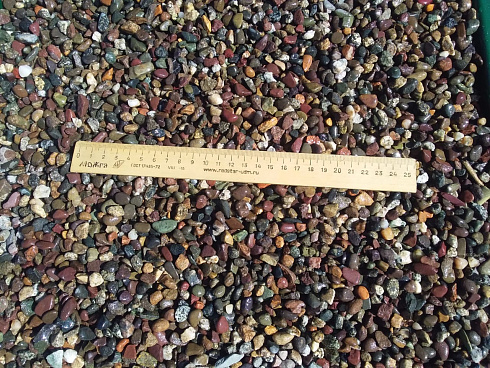 Kamenclub.ru: Галька речная окат цветная фр.5-10 мм. купить  в Ярославле галька речная белый, серый, красноватый, синий, темно-серый речная окатанная галька декоративная 6800 руб/т   фото КАМЕНЬ КЛУБ