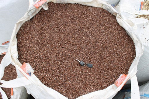 Kamenclub.ru: Мраморная крошка (щебень крошка розовый) фр. 5-10 мм.  купить в Ярославле мрамор розовый, красный щебень колотый ландшафтный декоративный  11000 руб/т   фото КАМЕНЬ КЛУБ