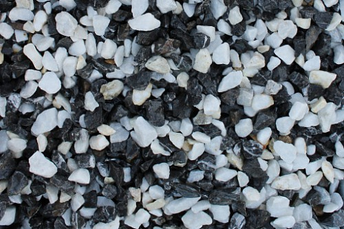 Kamenclub.ru: Мраморная крошка (щебень крошка микс: белый-зеленый-розовый) фр. 3-5 мм.  купить в Ярославле мрамор белый, зеленый, розовый мраморная декоративная крошка каменная 12000 руб/т   фото КАМЕНЬ КЛУБ